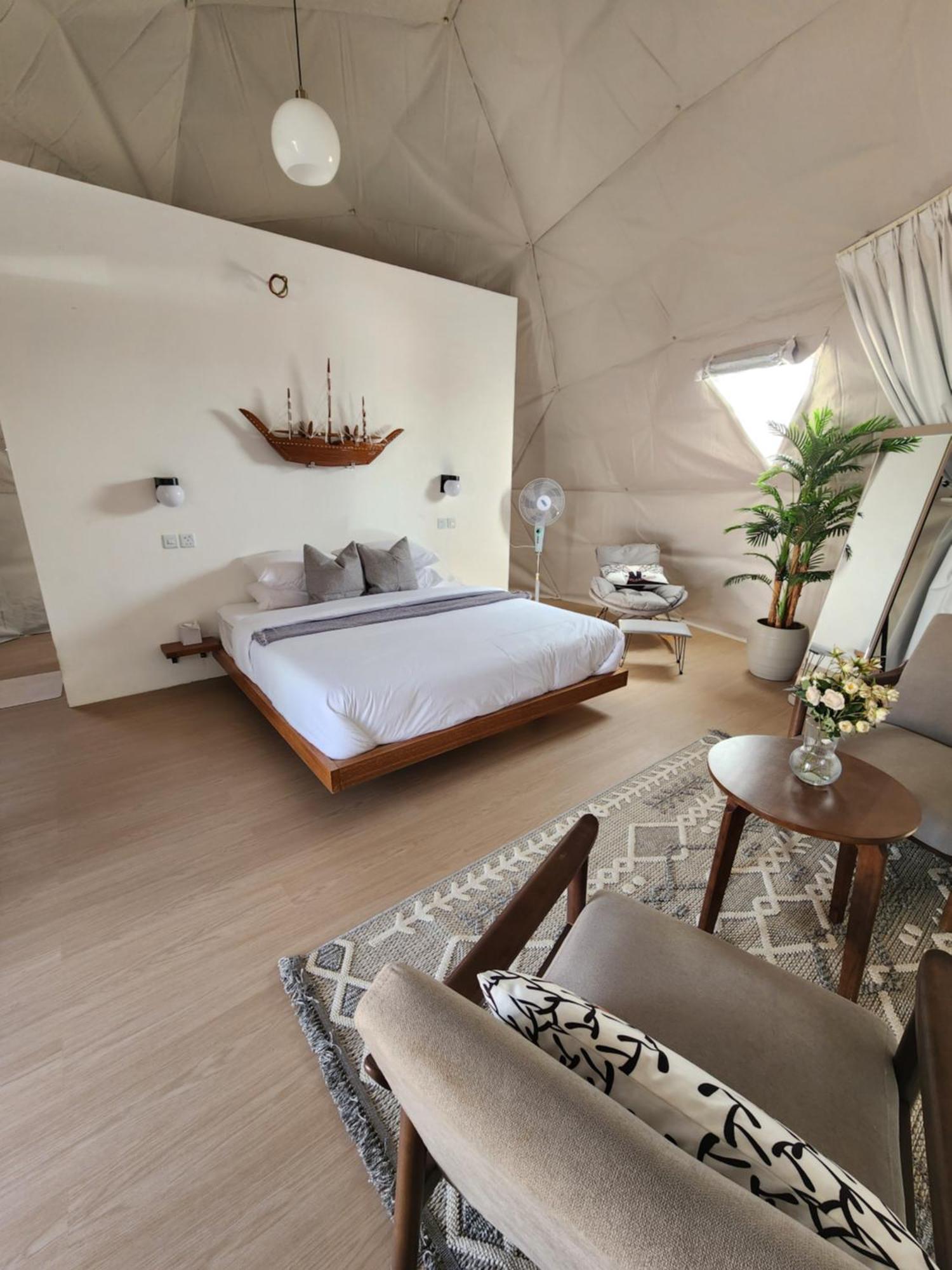 Bubbles Domes Private Cmp Camping Al Wāşil